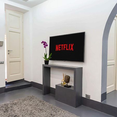 White Style Gambero Apartment Рим Екстериор снимка