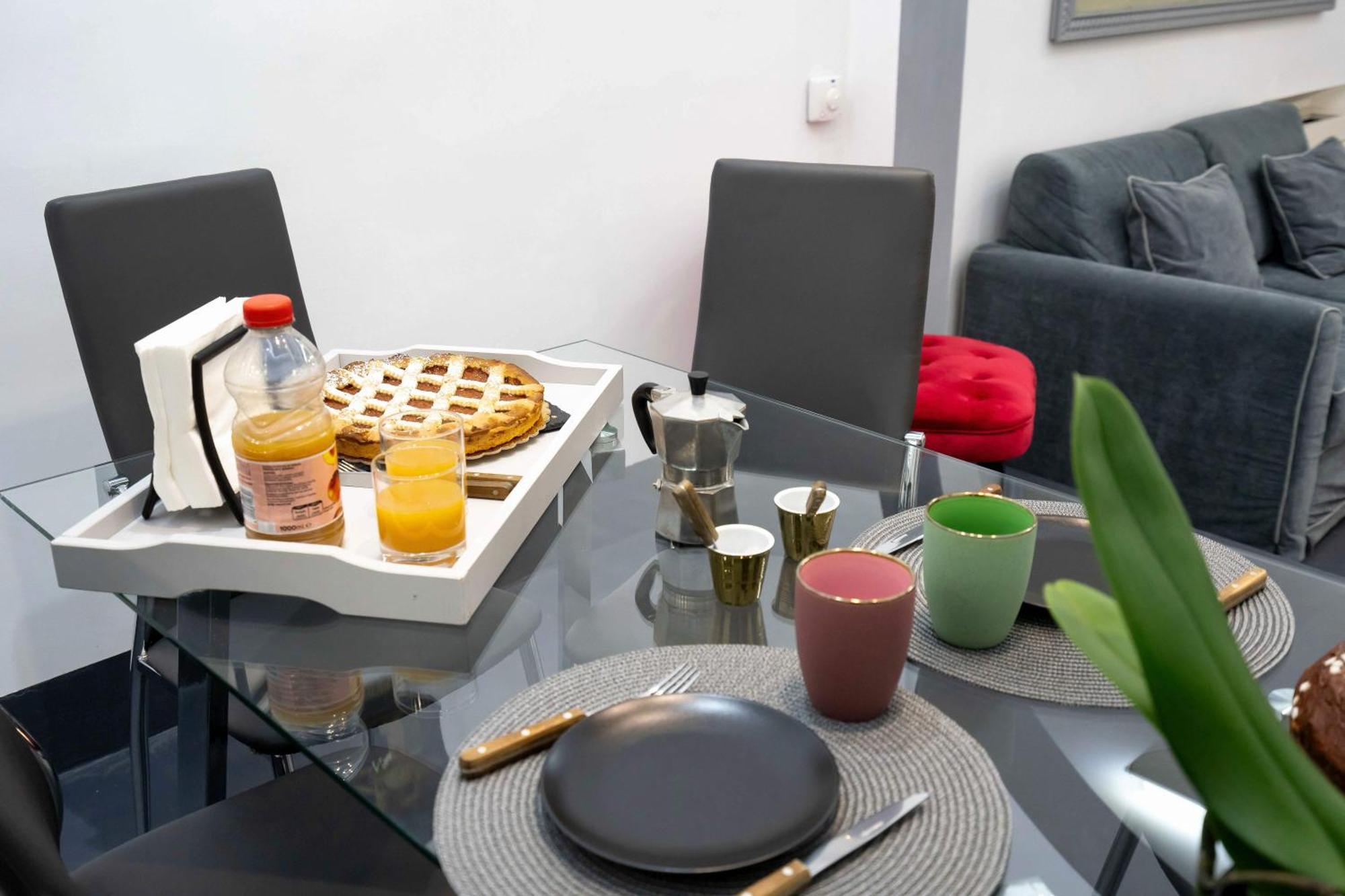 White Style Gambero Apartment Рим Екстериор снимка