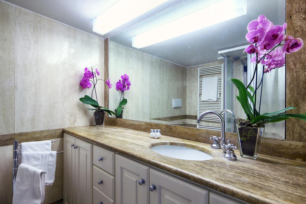White Style Gambero Apartment Рим Стая снимка